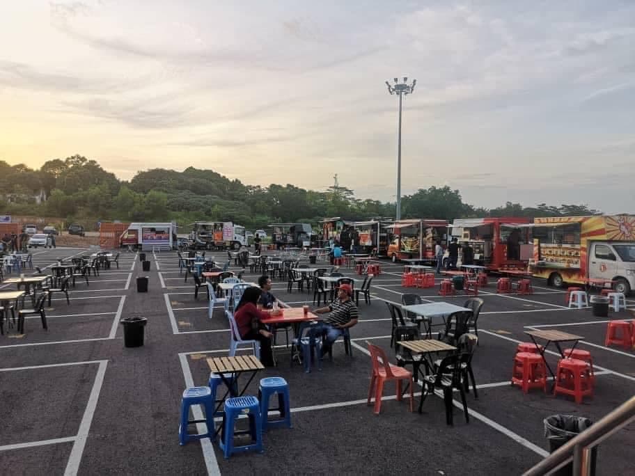 Cafe & Food Truck